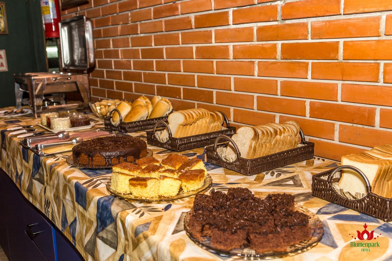 Hotel Blumenpark Rio Negro  Bagian luar foto