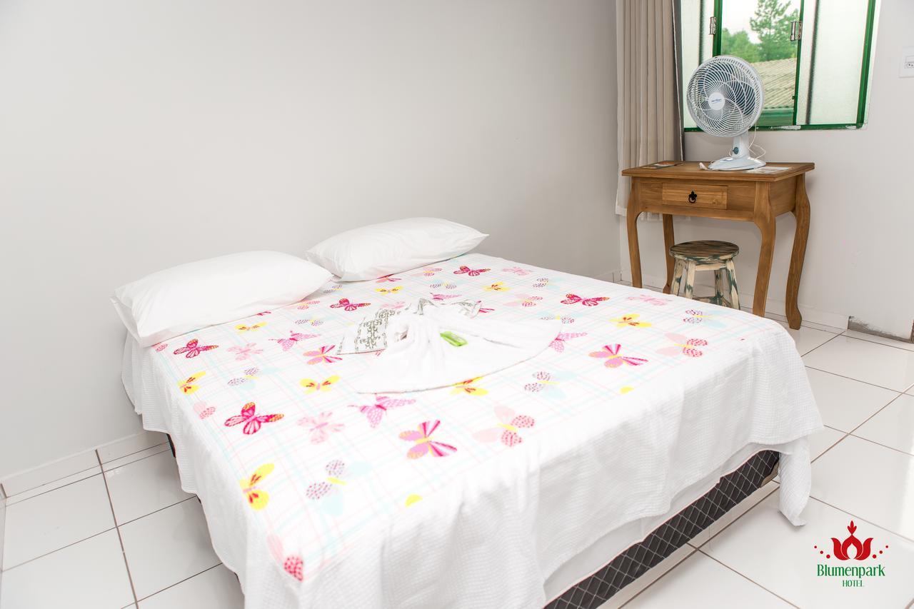 Hotel Blumenpark Rio Negro  Bagian luar foto